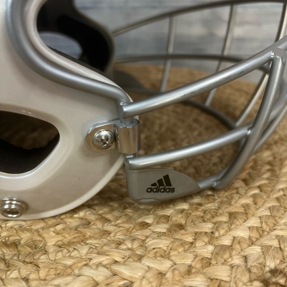 Adidas Destiny Softball Batting Helmet, 6 3/8" To 7 5/8" -White  Beige/Pearl. - Picture 4 of 10